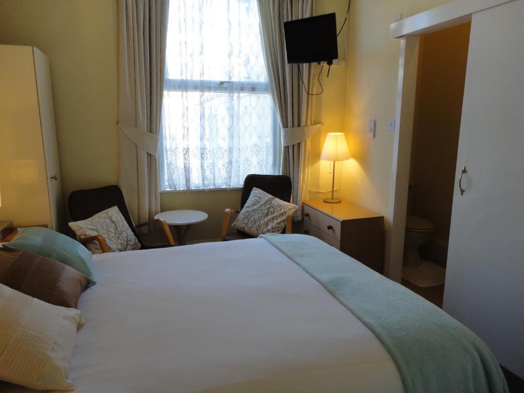 Guest house Haven House 4*